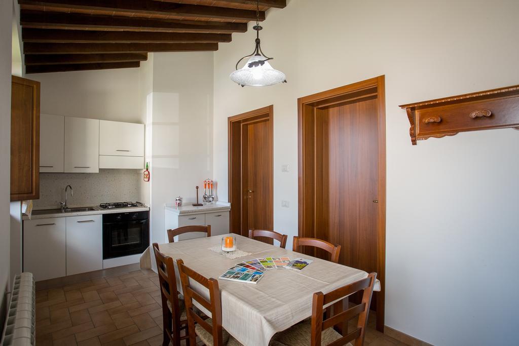Coltavolino Agriturismo La Collina Del Sole מראה חיצוני תמונה